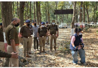 देहरादून – प्रेमनगर के जंगलों में मिला महिला का सड़ा-गला शव मिलने से हड़कंप,एसएसपी ने स्वयं मौके पर पहुंचकर मुआयना किया शिनाख्त के लिए जुटी टीमें