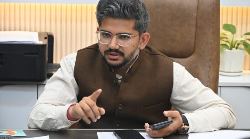 पेंशन योजनाओं में पारदर्शिता की पहल, 15 जून तक होगा लाभार्थियों का शत-प्रतिशत भौतिक सत्यापन : सीडीओ अभिनव शाह 