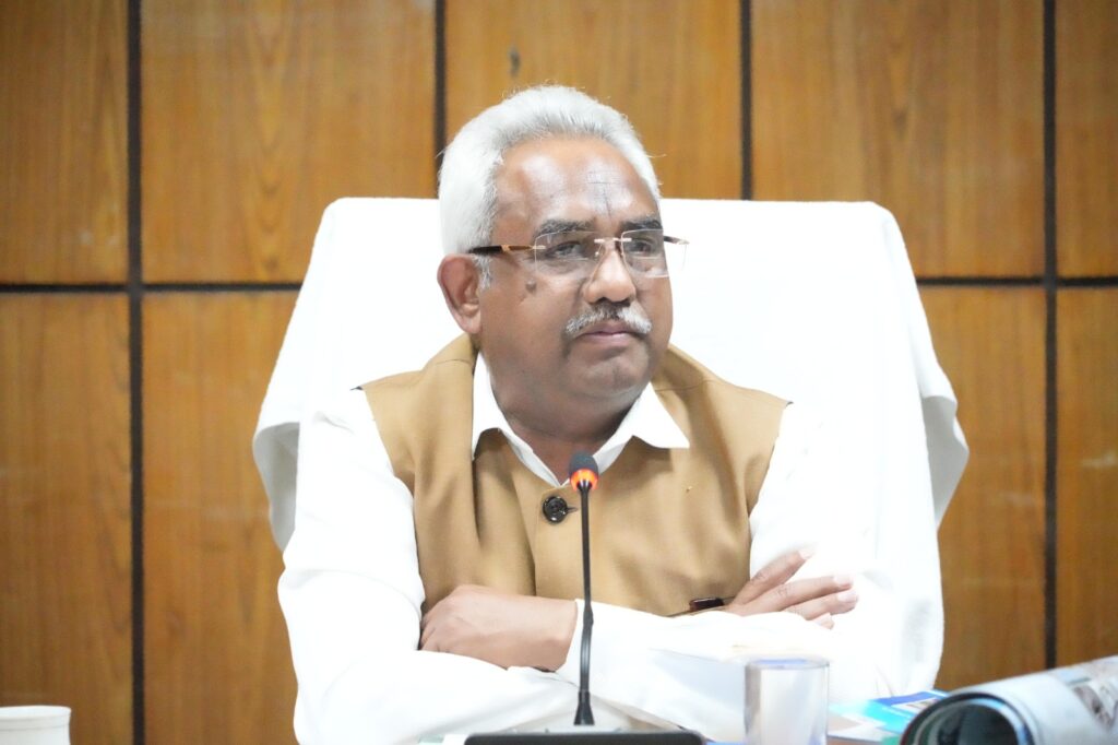 राज्य में आयुष विकास की अनंत संभावनाएं,  उत्तराखंड को आयुष प्रदेश बनाने की दिशा में कार्य कर रही धामी सरकार 