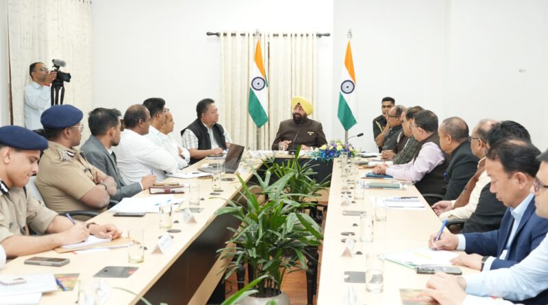 चारधाम यात्रा- 2026 की समीक्षा बैठक में बोले राज्यपाल- श्रद्धालुओं की सुविधा और सुरक्षा के साथ-साथ मिले यात्रा का बेहतर अनुभव