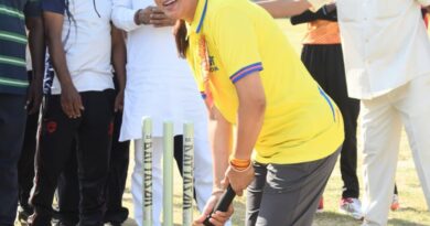 खेल मंत्री रेखा आर्या ने किया   टेनिस बॉल क्रिकेट प्रतियोगिता का भव्य आगाज़,  कहा -उत्तराखंड सरकार खेल और खिलाड़ियों के विकास के लिए पूरी तरह प्रतिबद्ध
