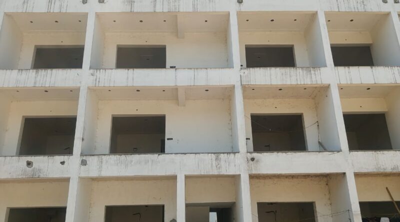 ऋषिकेश-कुंआवाला में अवैध प्लॉटिंग पर चली एमडीडीए की जेसीबी, 20 बीघा से अधिक प्लॉटिंग ध्वस्त, कई बहुमंजिला इमारतें सील , नियम विरुद्ध कार्य करने वालों में मचा हड़कंप