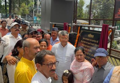 महापौर सौरभ थपलियाल ने किया सुशीला बलूनी स्मृति द्वार“ का लोकापर्ण, उत्तराखण्ड आंदोलन मे दिये गये उनके अमूल्य योगदान को किया याद 
