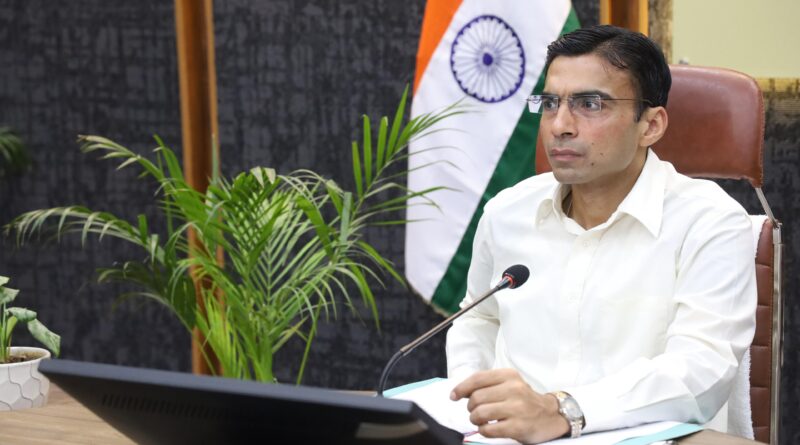 राज्य आंदोलनकारियों के चिन्हीकरण को लेकर जिला प्रशासन ने  मांगी रिपोर्ट,डीएम सविन बंसल ने दी चेतावनी – राज्य आंदोलनकारियों से जुड़े मामलों में किसी भी प्रकार की अनावश्यक देरी बर्दाश्त नहीं की जाएगी