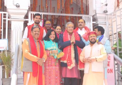 उत्तराखण्ड के दो दिवसीय  दौरे पर मुख्य निर्वाचन आयुक्त ज्ञानेश कुमार, उत्तरकाशी भ्रमण के दौरान परिवार संग गंगोत्री धाम के किए दर्शन