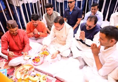 कुमाऊँ में पत्रकारों के लिए राहत भरा कदम – मुख्यमंत्री पुष्कर धामी ने हल्द्वानी में किया 6.75 करोड़ की लागत से अत्याधुनिक मीडिया सेन्टर का शिलान्यास कुमाऊँ में पत्रकारों के लिए राहत भरा कदम – मुख्यमंत्री पुष्कर धामी ने हल्द्वानी में किया 6.75 करोड़ की लागत से अत्याधुनिक मीडिया सेन्टर का शिलान्यास