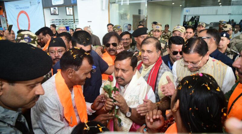 प्रथम उत्तराखंड आगमन पर पहुंचे भाजपा के राष्ट्रीय अध्यक्ष नितिन नबीन ,  प्रदेश मुख्यालय में हुआ भव्य स्वागत 