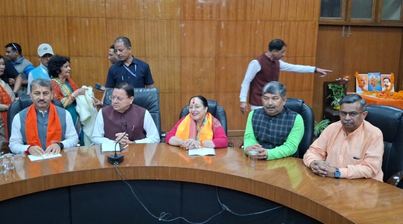 नैनीताल में मुख्यमंत्री धामी ने साधा निशाना –  कहा – देश में कोई भी व्यक्ति राहुल गांधी को गंभीरता से नहीं लेता, आज तक जनता का विश्वास हासिल नहीं कर पाए 