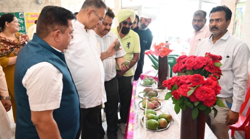 काशीपुर में खेत बचाओ अभियान कार्यक्रम में कृषि मंत्री जोशी ने किसानों को किया वैज्ञानिक एवं प्राकृतिक खेती अपनाने के लिए प्रेरित