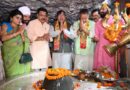 कैबिनेट मंत्री जोशी ने केन्द्र सरकार के 12 वर्ष पूर्ण होने पर  टपकेश्वर मंदिर में की पूजा-अर्चना, प्रधानमंत्री मोदी को दी बधाई एवं शुभकामनाएं