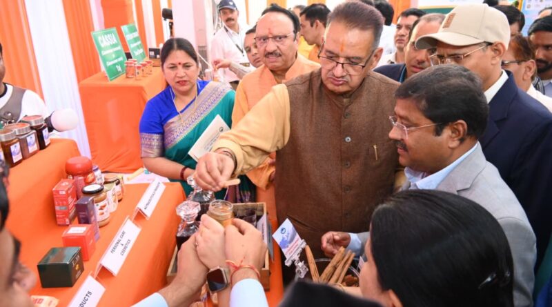 दो दिवसीय अंतरराष्ट्रीय सेमिनार एवं कार्यशाला में बोले कृषि मंत्री जोशी- दालचीनी की उन्नत खेती, अनुसंधान, प्रसंस्करण और विपणन को बढ़ावा देने में महत्वपूर्ण भूमिका निभाएगा यह सेमिनार