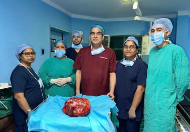 बड़ी कामयाबी –  श्री महंत इन्दिरेश अस्पताल के ब्रेस्ट कैंसर सर्जन ने महिला को दिया नया जीवन , मरीज़ के स्तन से 12.5 किलो का टयूमर निकाला