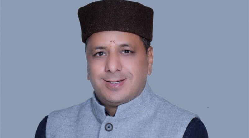 उत्तराखंड के पूर्ण साक्षर राज्य और उपनल कर्मियों के मुद्दे का समाधान ऐतिहासिक उपलब्धि: मनवीर चौहान