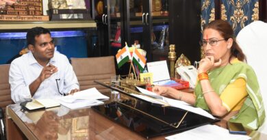 कैबिनेट मंत्री रेखा आर्या की अधिकारियों को दो टूक : कहा – फौरन जारी करें 211 एकल महिलाओं को पैसा