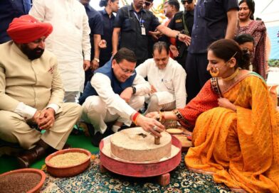 सेवा, सुशासन एवं समर्पण:  राज्यपाल व सीएम पुष्कर धामी ने किया सेवा पखवाड़ा कार्यक्रम का  आगाज़ – कहा, डबल इंजन सरकार के प्रयासों से प्रदेश की अर्थव्यवस्था हुई मजबूत 