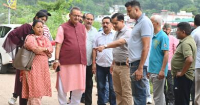 जनसुरक्षा सरकार की सर्वोच्च प्राथमिकता – बरसात के दौरान आवागमन बाधित न हो, सुरक्षात्मक कार्य शीघ्र पूरे किए जाएं : जोशी