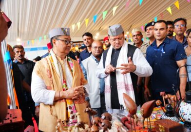 परेड ग्राउंड, देहरादून में छठे ‘लोक संवर्धन पर्व’ का शुभारंभ – देशभर के शिल्पकारों, हस्तशिल्पियों और लोक कलाकारों को मिला साझा मंच, सीएम धामी और केंद्रीय मंत्री किरेन रिजिजू ने किया उद्घाटन