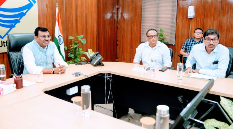 मुख्य सचिव आनन्द बर्द्धन ने कहा – ग्रोथ सेंटर्स को मार्केट लिंकेज के साथ ही प्राईवेट पार्टनर्स से जोड़े जाने की जरूरत मुख्य सचिव आनन्द बर्द्धन ने कहा – ग्रोथ सेंटर्स को मार्केट लिंकेज के साथ ही प्राईवेट पार्टनर्स से जोड़े जाने की जरूरत