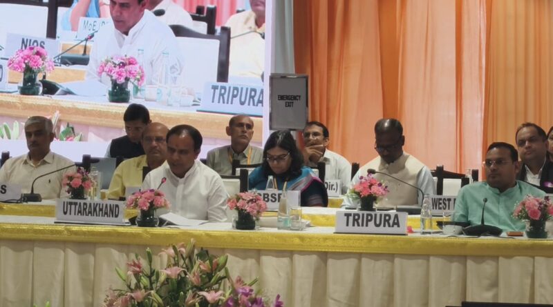 शिक्षा मंत्रियों का दो दिवसीय सम्मेलन –  उत्तराखंड में नवाचार आधारित शिक्षा मॉडल के विकास पर फोकस- डॉ रावत ने कहा, क्लस्टर स्कूल, डिजिटल शिक्षा, कौशल विकास व जीईआर पर विशेष जोर