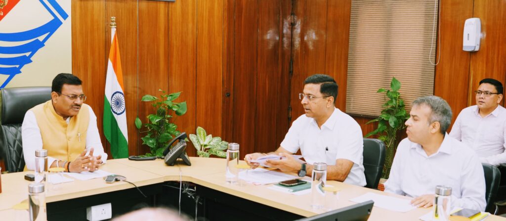 सभी आपातकालीन हेल्पलाईनों का एकीकरण होने बाद हेल्पलाइन 112 पर पुलिस, फायर एवं मेडिकल सुविधा जैसी आपातकालीन सेवाएं  मिल सकेंगी तत्काल: सीएस आनन्द बर्द्धन