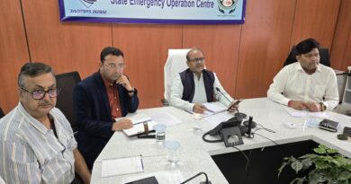 आपदा प्रबंधन सचिव विनोद सुमन ने कहा – प्रदेश में जल्द से जल्द खोली जाएं ग्रामीण सड़कें :  सोमवार से आरेंज अलर्ट, सतर्क रहने के निर्देश
