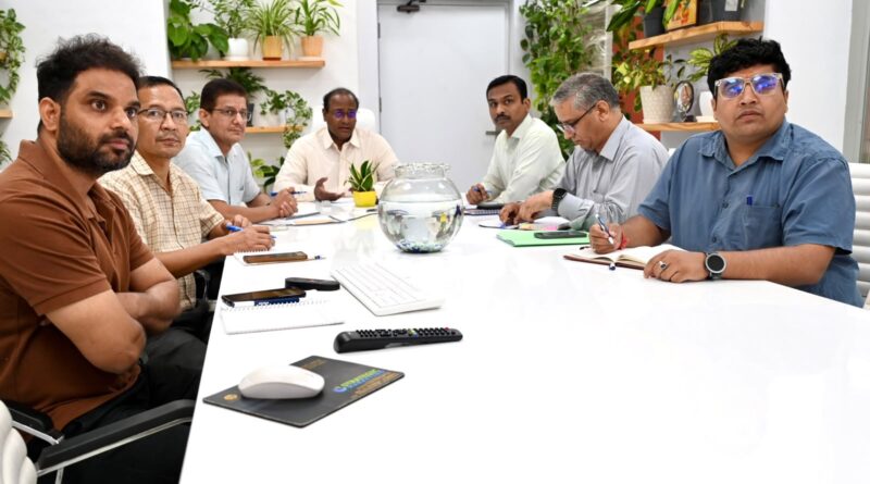 मुख्य निर्वाचन अधिकारी डॉ. पुरुषोत्तम ने कहा- अगले तीन सप्ताह सिर्फ एसआईआर पर फोकस करें जिलाधिकारी, मतदाताओं की सुविधा को रखें प्राथमिकता, सुनवाई के लिए दें प्रर्याप्त अवसर