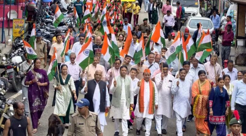 शिक्षा मंत्री डाॅ. रावत ने पौड़ी से किया ‘हर घर तिरंगा’ अभियान का शुभारम्भ, आगामी 15 अगस्त तक सभी शिक्षण संस्थानों में आयोजित होगी तिरंगा यात्रा