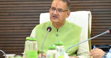 कैबिनेट मंत्री  जोशी ने वीडियो कॉन्फ्रेंसिंग के माध्यम से की केदारनाथ धाम यात्रा व्यवस्थाओं की समीक्षा , कहा – श्रद्धालुओं की सुविधा एवं सुरक्षा सर्वाेच्च प्राथमिकता