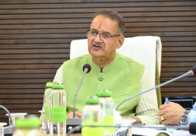 एप्पल मिशन, पॉलीहाउस एवं योजनाओं की प्रगति की कृषि मंत्री जोशी ने की समीक्षा, कहा – उत्तराखंड में कीवी और ड्रैगन फ्रूट उत्पादन की अपार संभावनाएं एप्पल मिशन, पॉलीहाउस एवं योजनाओं की प्रगति की कृषि मंत्री जोशी ने की समीक्षा, कहा – उत्तराखंड में कीवी और ड्रैगन फ्रूट उत्पादन की अपार संभावनाएं