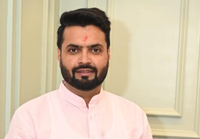 युवाओं को रोजगार मांगने वाला नहीं, रोजगार देने वाला बना रही धामी सरकार : विपुल मैंदोली , कहा – युवा शक्ति के सामर्थ्य से आत्मनिर्भर उत्तराखंड की नींव रख रही सरकार युवाओं को रोजगार मांगने वाला नहीं, रोजगार देने वाला बना रही धामी सरकार : विपुल मैंदोली , कहा – युवा शक्ति के सामर्थ्य से आत्मनिर्भर उत्तराखंड की नींव रख रही सरकार