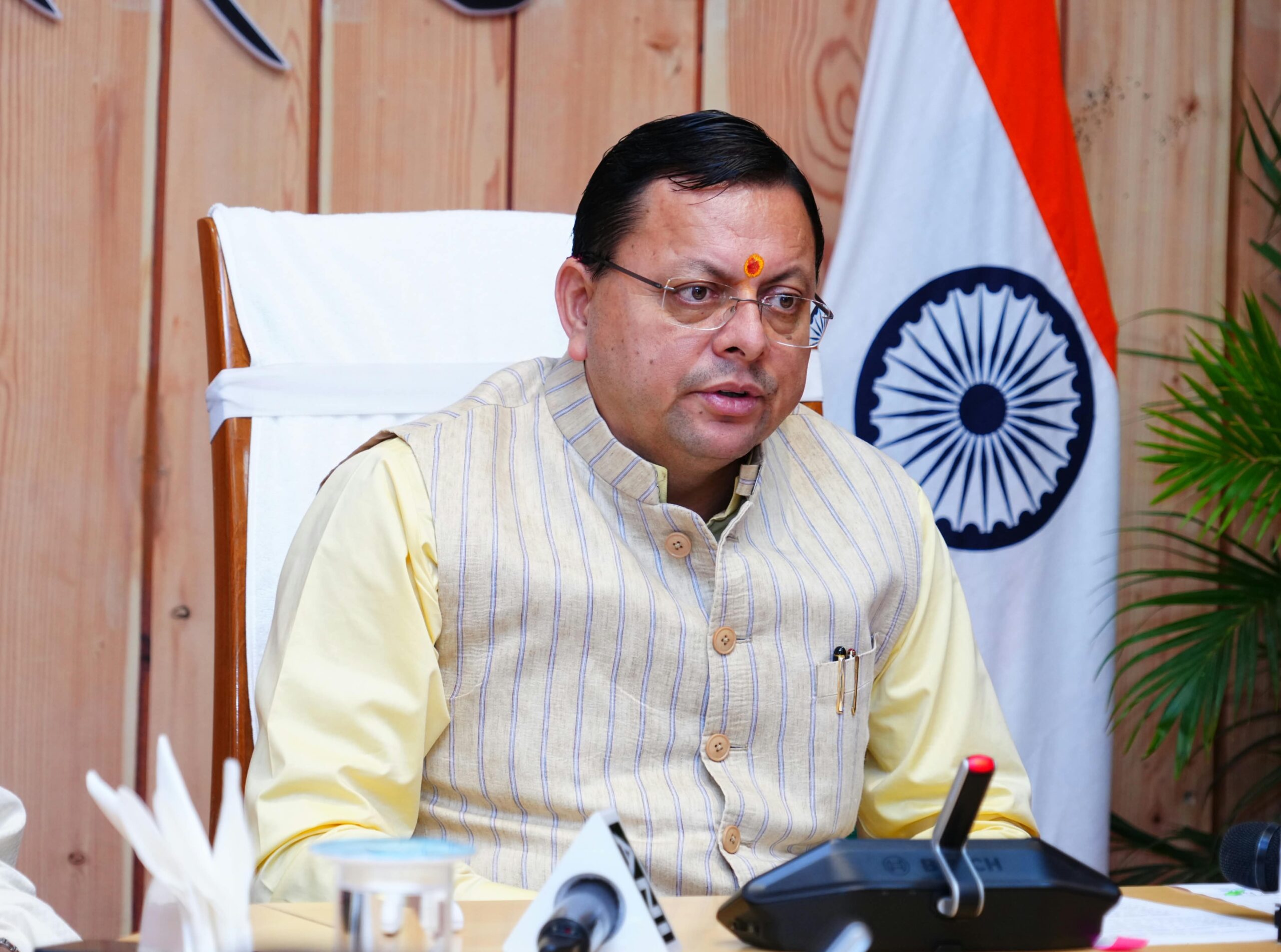 चंपावत को आदर्श जिला बनाने के संकल्प को धरातल पर उतारने के लिए राज्य सरकार का एक और जनहित भरा कदम – सीएम धामी ने   जिला चिकित्सालय में दी ब्लड कंपोनेंट सेपरेशन यूनिट की सौगात 