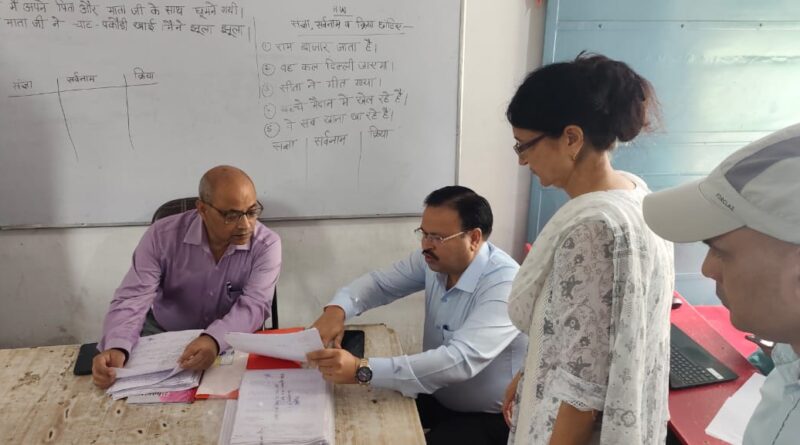 आयुक्त गढ़वाल मंडल आनंद स्वरूप ने  सहसपुर में विशेष शिविरों का निरीक्षण कर एसआईआर कार्य की जानी प्रगति, मैपिंग से छूटे मतदाताओं के प्रकरणों का प्राथमिकता के आधार पर किया जाए परीक्षण