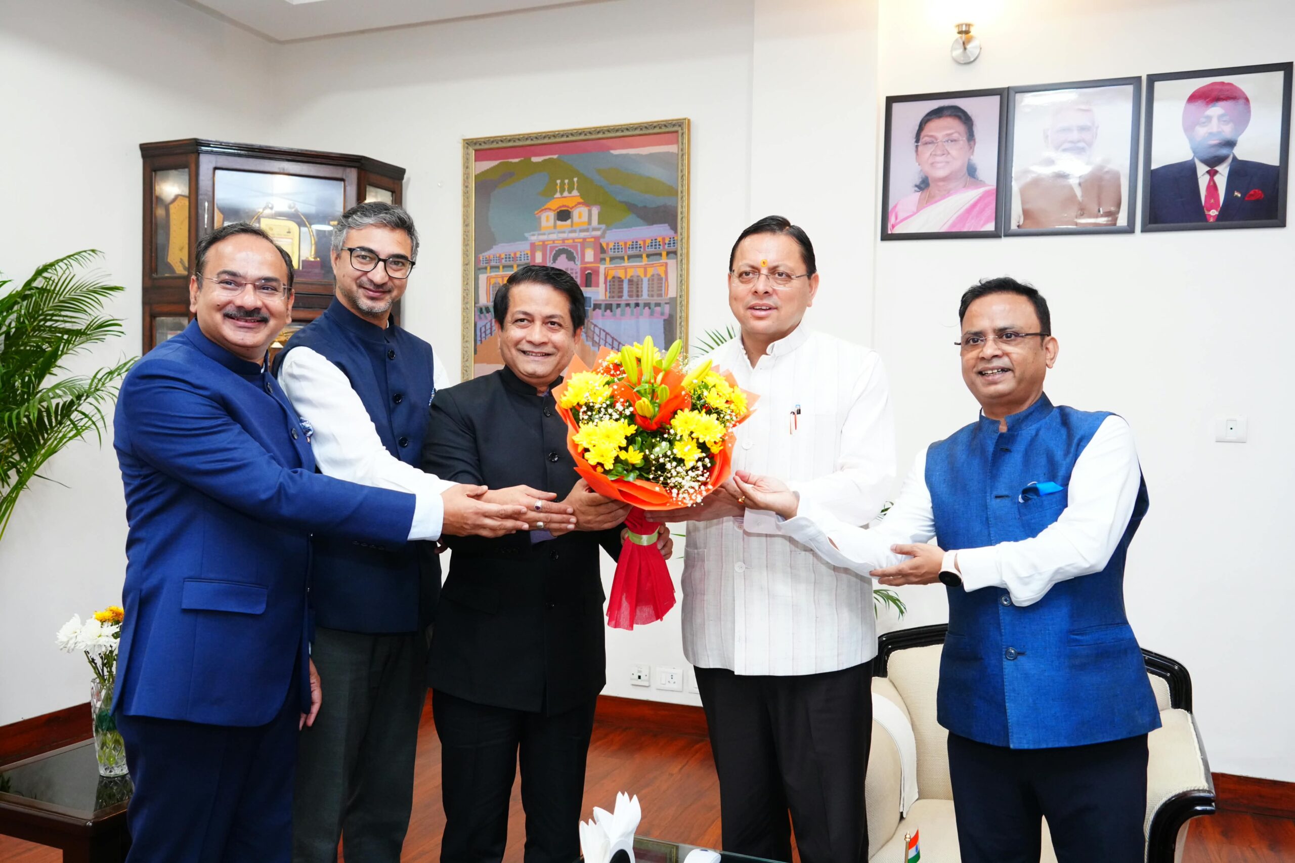 विदेशों में रोजगार की संभावनाओं के अनुरूप  युवाओं को दिया जाए कौशल एवं भाषा प्रशिक्षण : सीएम धामी, मुख्यमंत्री से की जमैका व जाम्बिया के उच्चायुक्त व इथियोपिया के राजदूत ने मुलाकात