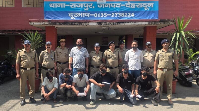बड़ी कामयाबी – दिल्ली के ‘सिद्धू गैंग’ के 6 पैडलर गिरफ्तार , राजपुर पुलिस ने की 4.5 लाख की एमडीएमए बरामद