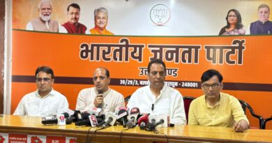 भाजपा प्रदेश पर भक्त और विधायक विनोद चमोली ने किया कांग्रेस पर बड़ा हमला- कहा,  सामने आ रहे घोटाले राजनैतिक भ्रष्टाचार का असली काला चेहरा