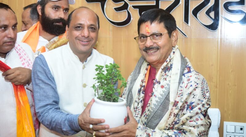 वोट चोरी के आरोप और नारेबाजी के बजाय प्रमाण दे कांग्रेस: मनवीर चौहान , मतदाता सूची का सत्यापन संवैधानिक प्रक्रिया, भ्रम न फैलाये कांग्रेस