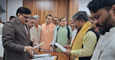 भाजपा राज्यसभा प्रत्याशी दिनेश आर्य ने   दाखिल किया नामांकन, मुख्यमंत्री  धामी, भाजपा प्रदेश अध्यक्ष महेंद्र भट्ट और पार्टी विधायक रहे मौजूद