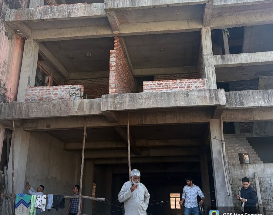 विकासनगर से ऋषिकेश तक प्राधिकरण की कार्रवाई, बिना मानचित्र स्वीकृति भूखंड काटने वालों पर सख्ती, कई जगह अवैध प्लॉटिंग पर  गरजी एमडीडीए की जेसीबी,दो निर्माण किए सील